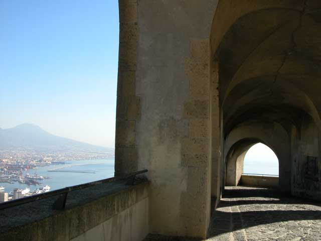Passeggiando sulla città! Sabato 8 e domenica 9 Tour gratuito lungo i camminamenti del Castel Sant'Elmo