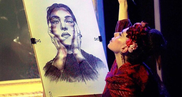 Maria Callas - Teatro Trianon Viviani: Scena dello spettacolo Maria Callas al Teatro Trianon Viviani di Napoli, un omaggio alla divina interprete del melodramma.